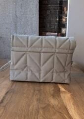 Orta Boy Beyaz Omuz Askılı Kadın Çantası